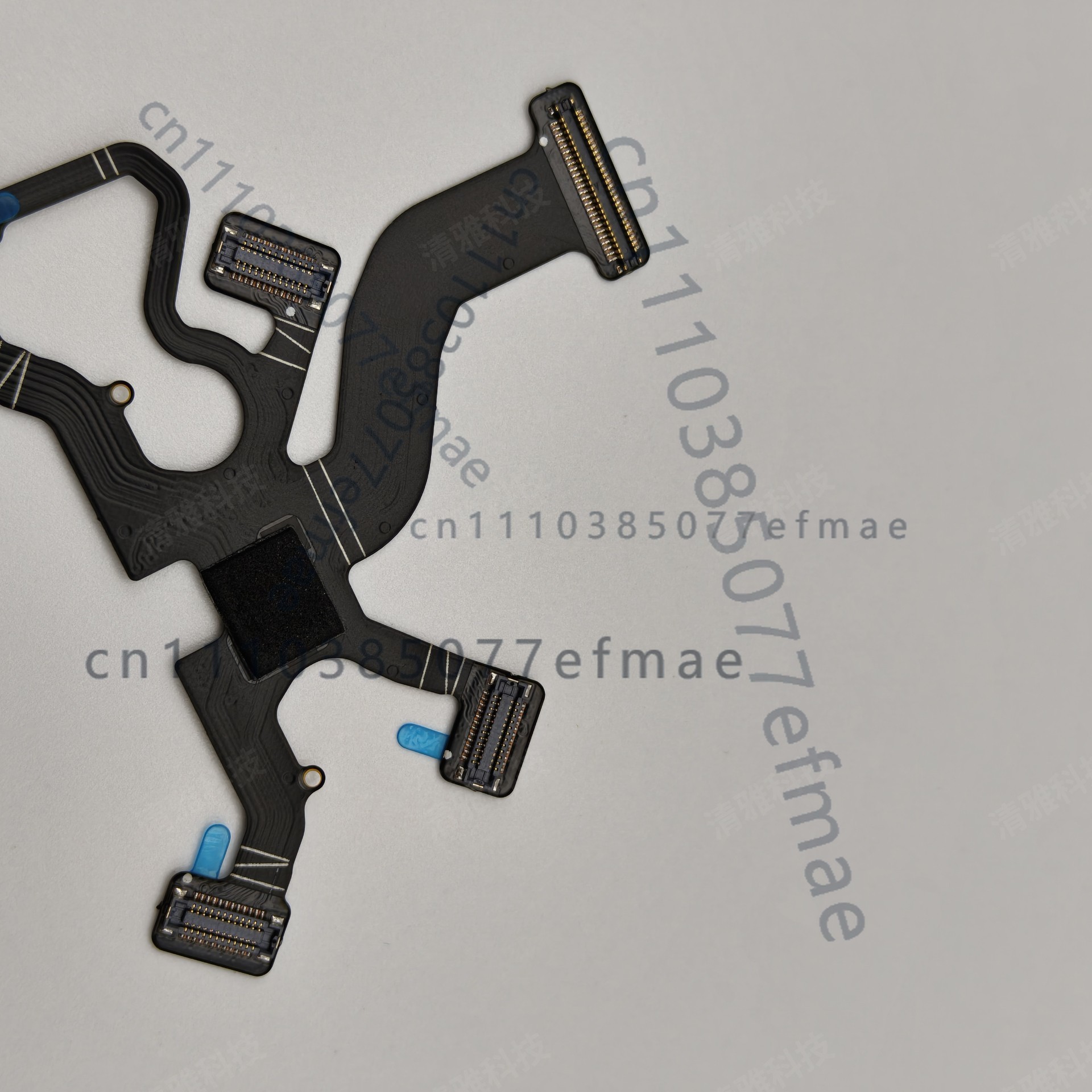 كابل مرن 7 في 1 أصلي جديد تمام - مراجعة Drone Kit Professional وسعره